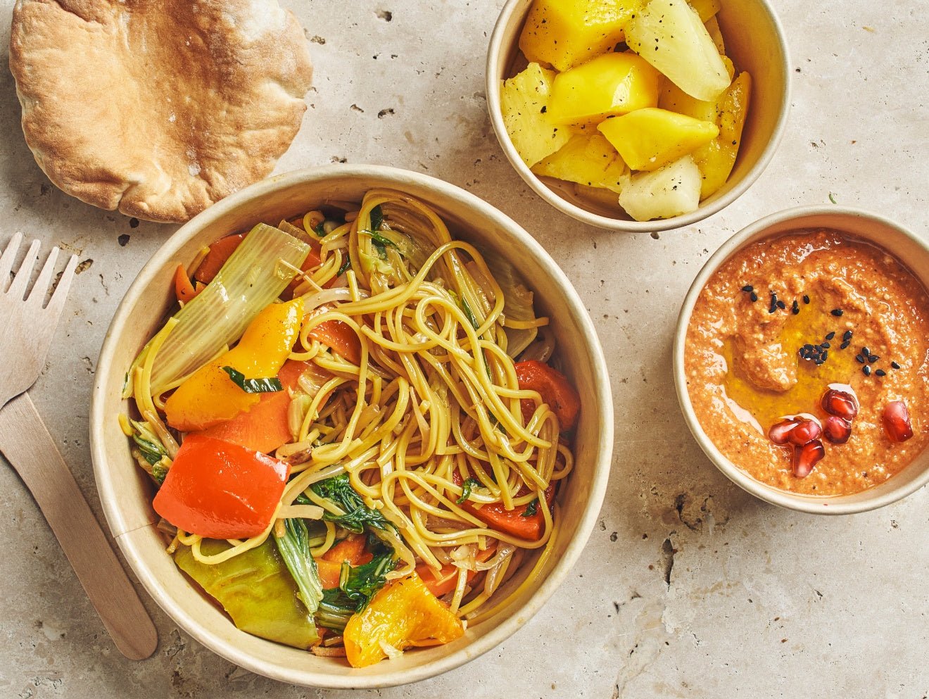 Plateau - repas Vegan "Chowmein" - Les Cuistots Migrateurs