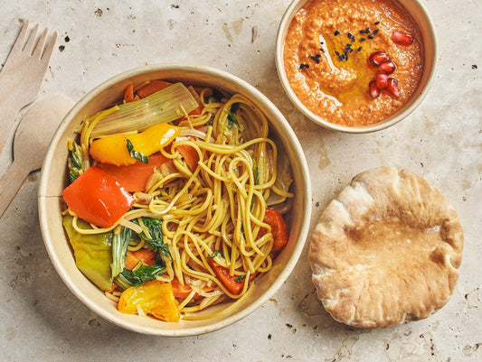 Plateau - repas Vegan "Chowmein" - Les Cuistots Migrateurs