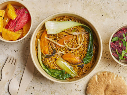 Plateau - repas Vegan "Chowmein" - Les Cuistots Migrateurs