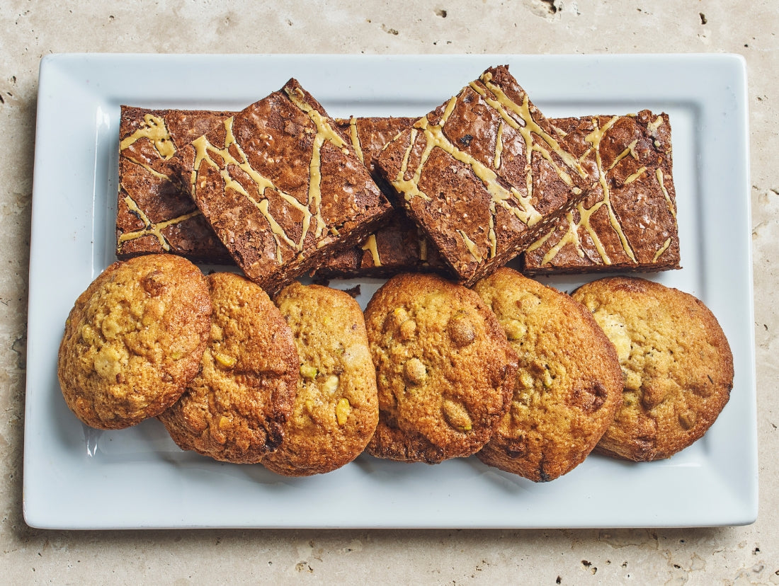 Brownies Chocolat, Tahiné et Cookies Pistache, Fleur d'oranger - Les Cuistots Migrateurs