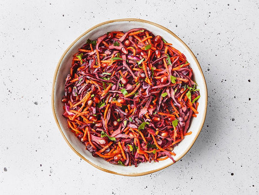 Salatet Malfouf - Salade de chou rouge, carottes et grenade - Les Cuistots Migrateurs
